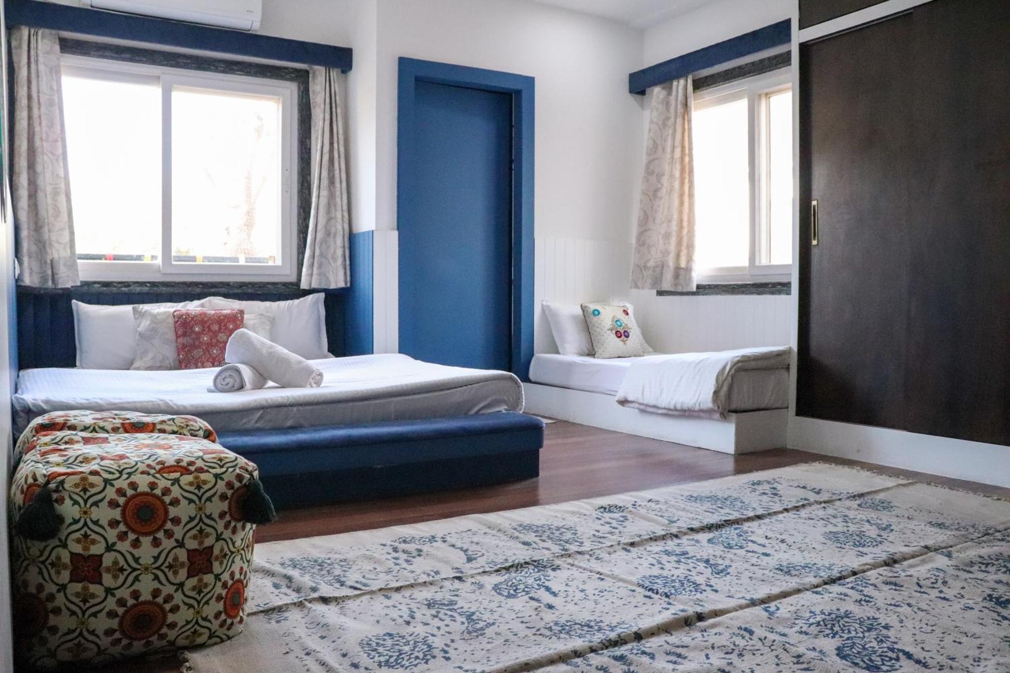 Blue Door Otel Būndi Dış mekan fotoğraf
